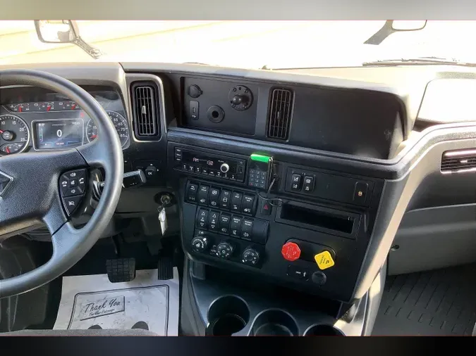 2022 INT LT625 6x4