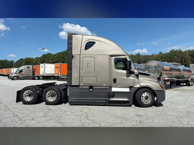2025 Freightliner Cascadia 126acc72df5aa6769d03d5acb595fc9f8ee