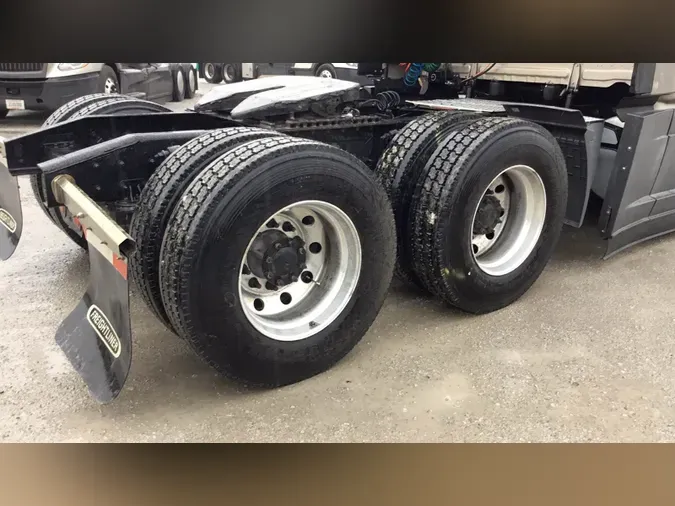2023 Freightliner Cascadia 126acc9965139c3551d8cf369512913b118