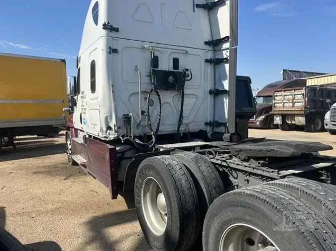 2016 FREIGHTLINER CASCADIA 125acca1ff582726e394a9bf42046c425bc