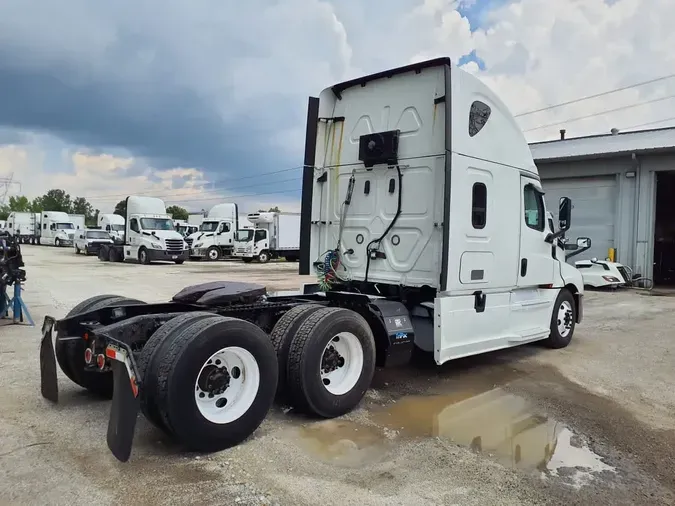 2020 FREIGHTLINER NEW CASCADIA PX12664