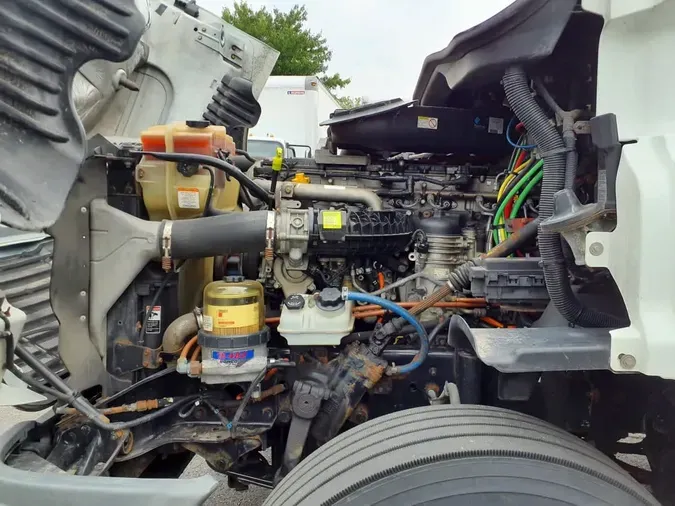 2016 FREIGHTLINER CASCADIA 125