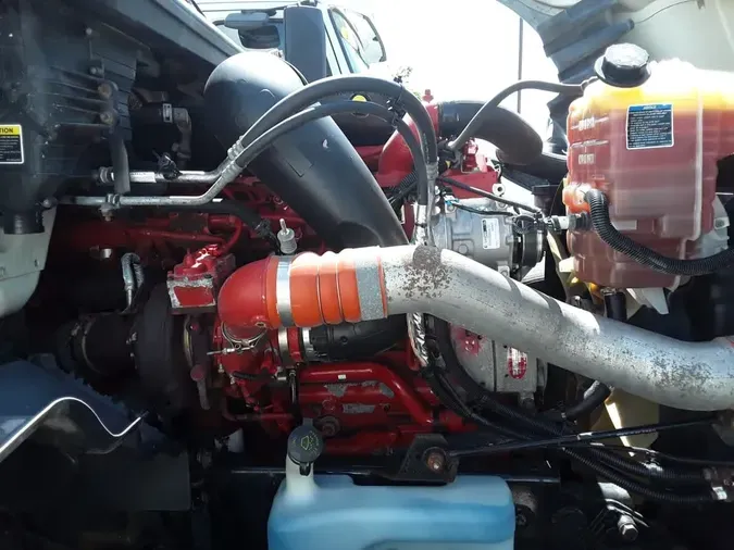 2019 NAVISTAR INTERNATIONAL F2675