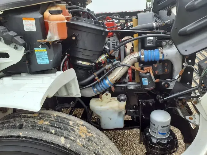 2018 FREIGHTLINER/MERCEDES M2 106