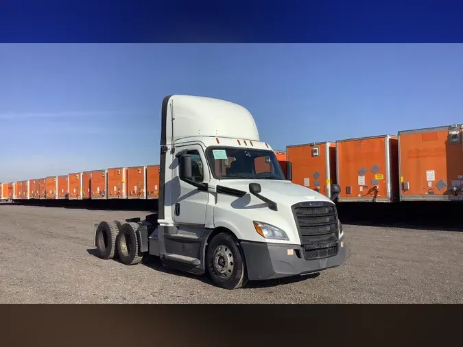 2019 Freightliner Cascadiaacd01b715a360836a67c60ae578123bd