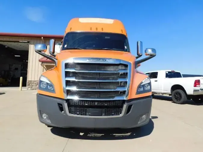 2019 Freightliner New Cascadia 126