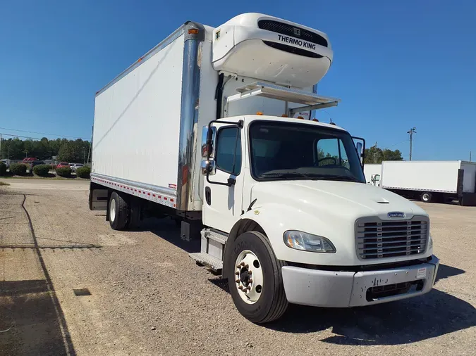 2017 FREIGHTLINER/MERCEDES M2 106