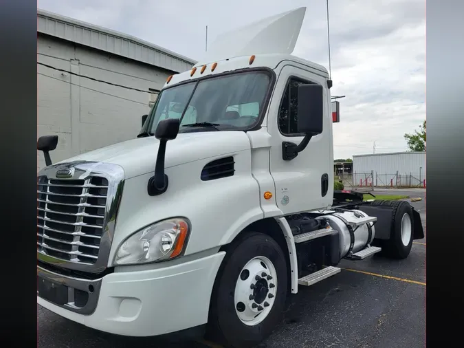 2016 FREIGHTLINER/MERCEDES CASCADIA 113acd3d1313e0c8340f2fa72c54515a9e8