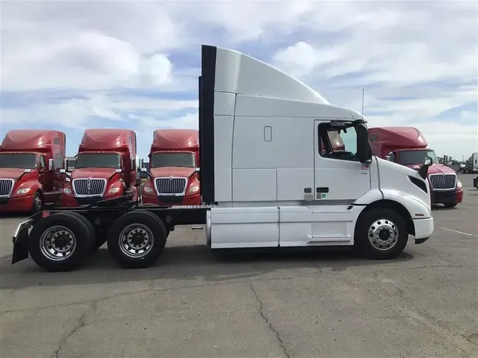 2021 VOLVO VNR64T640acd5d7c364deebf50cea22446cb6a46a
