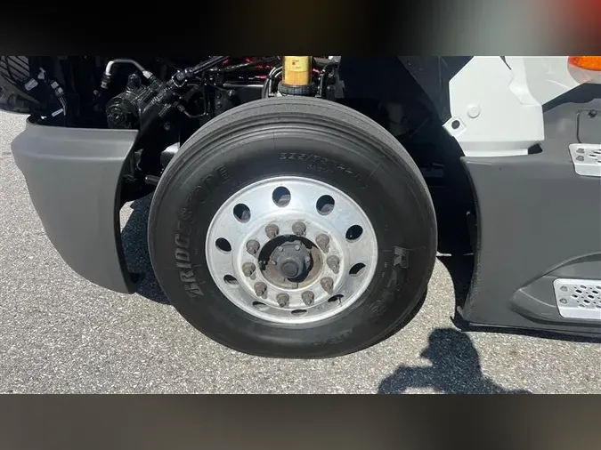 2022 INTERNATIONAL LT