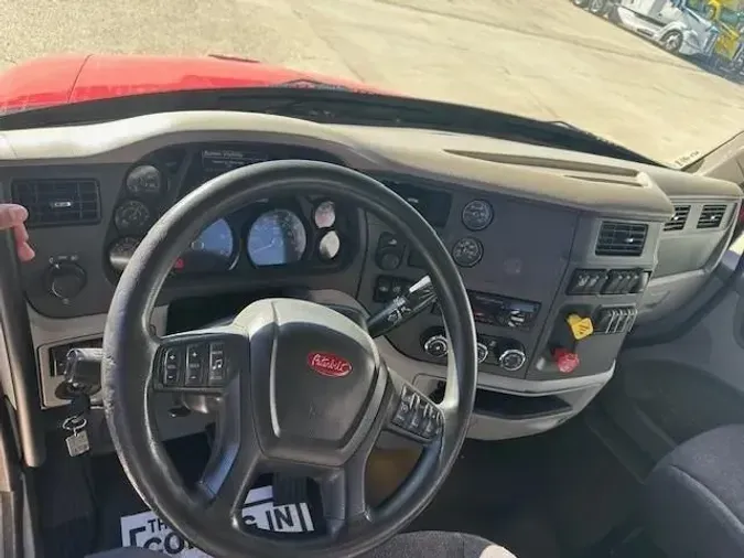 2020 Peterbilt 579