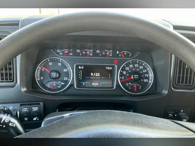 2021 INT LT625 6x4