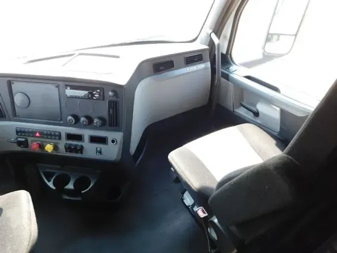 2018 Freightliner New Cascadia 126