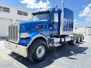 2022 Peterbilt 567