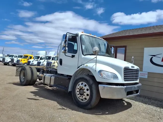 2018 FREIGHTLINER/MERCEDES M2 106