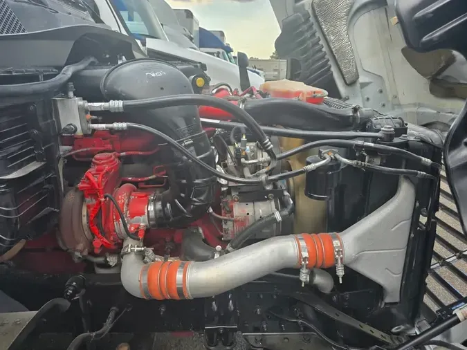 2016 FREIGHTLINER/MERCEDES CASCADIA 125