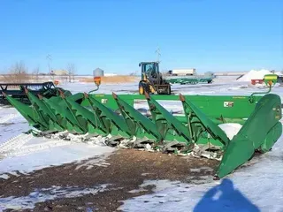 2008 John Deere 608CC