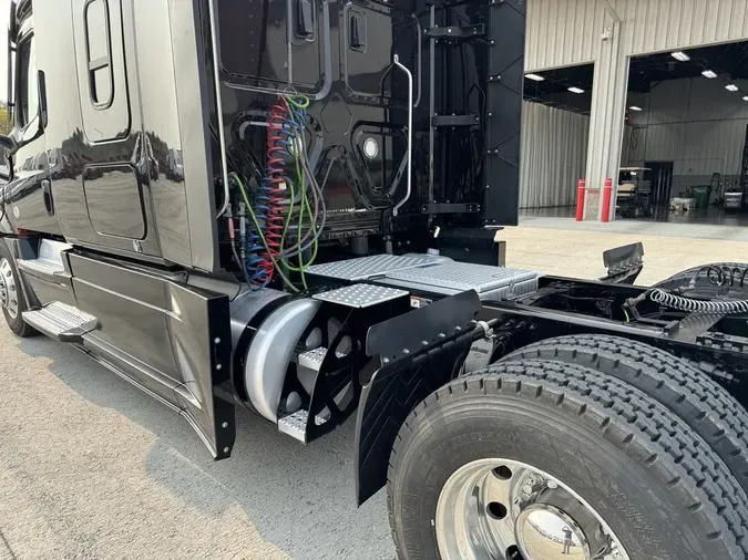 2023 Freightliner Cascadia&reg;