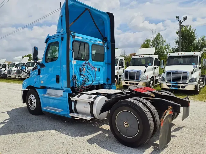 2020 FREIGHTLINER/MERCEDES NEW CASCADIA 126aceb00d4f521662dbfdb95a01313628f