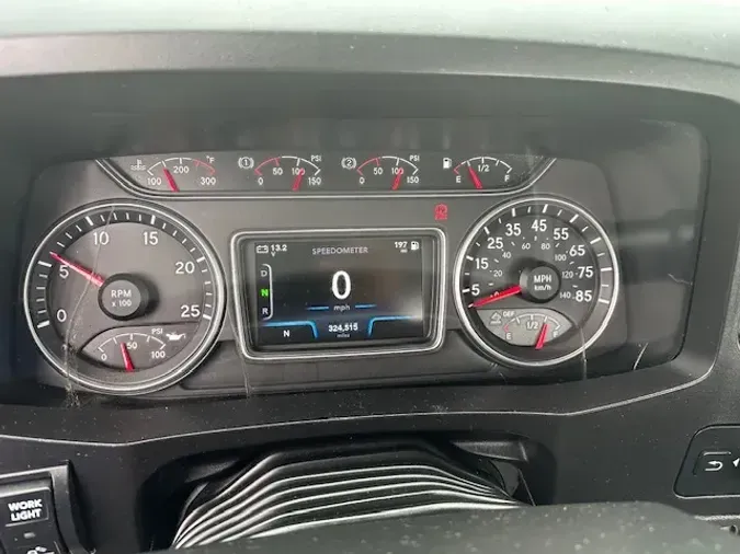 2019 INTERNATIONAL LT625