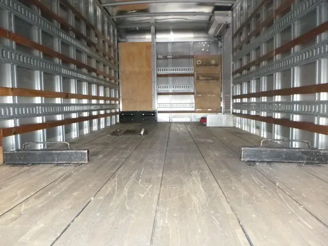 2018 Hino 195