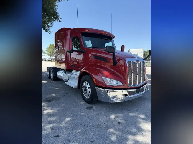 2022 Peterbilt 579