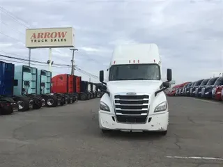 2022 FREIGHTLINER CA126