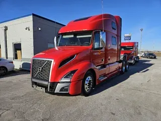 2023 VOLVO VNL64T860