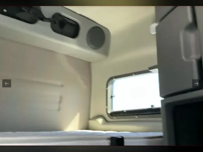 2024 VOLVO VNL64T860