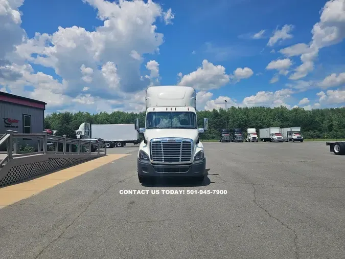 2018 FREIGHTLINER CASCADIA 125