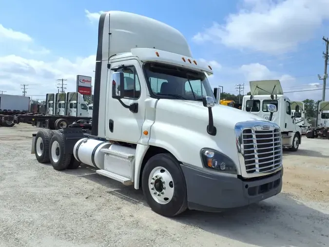 2020 FREIGHTLINER/MERCEDES CASCADIA 125acf2ba414e64b76b97ab463d659b881e