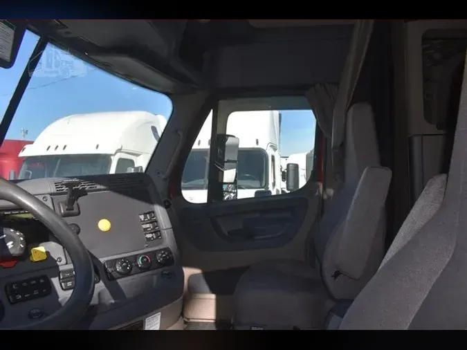 2017 FREIGHTLINER CASCADIA 125