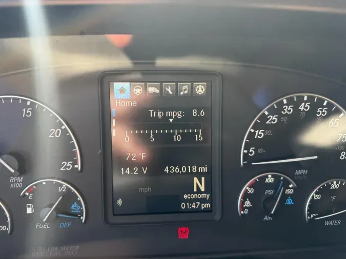 2022 Freightliner Cascadia