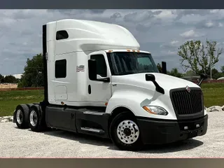2021 INT LT625 6x4