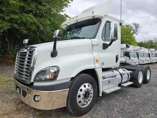 2017 FREIGHTLINER/MERCEDES CASCADIA 125