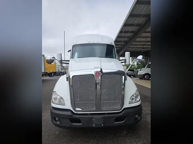 2021 Kenworth T680