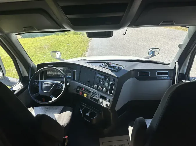 2020 Freightliner Cascadia