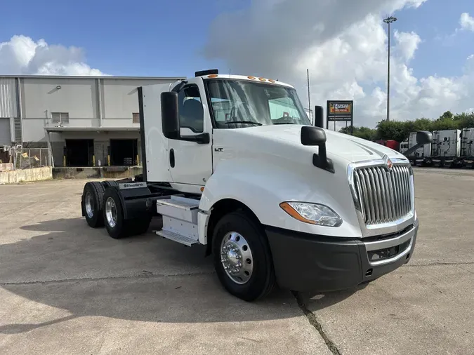 2020 International LT625