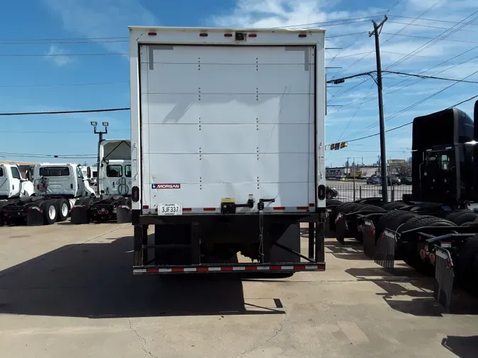 2020 FREIGHTLINER/MERCEDES M2 106