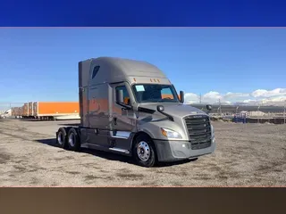 2023 Freightliner Cascadia