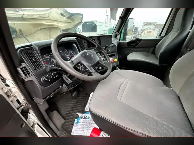 2019 INT LT625 6x4