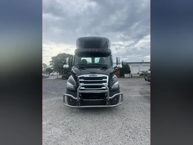 2023 FREIGHTLINER CASCADIA 116