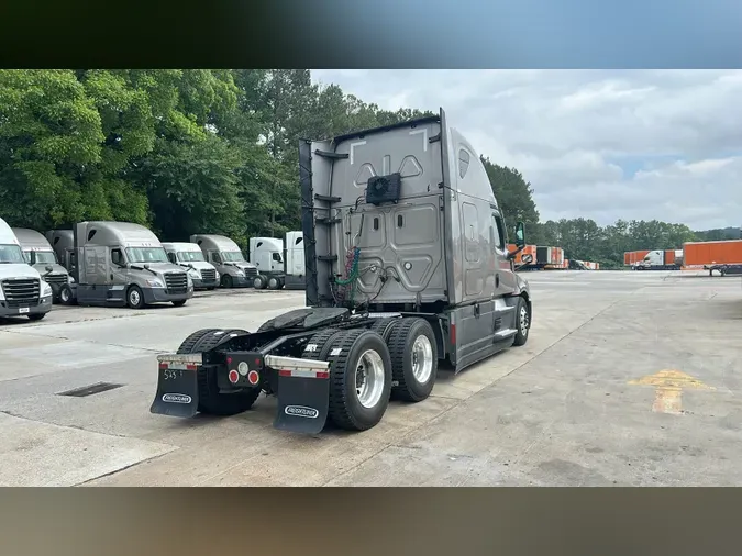 2022 Freightliner Cascadia