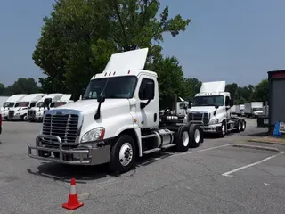 2018 Freightliner CASCADIA 125