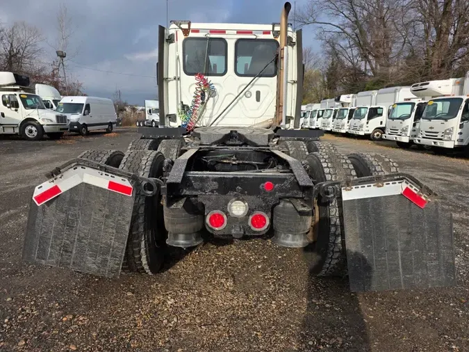 2018 FREIGHTLINER/MERCEDES CASCADIA 125