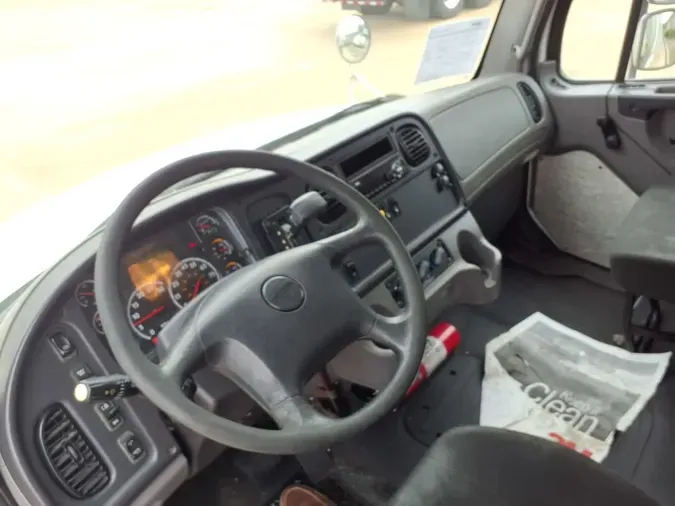2019 FREIGHTLINER/MERCEDES M2 106ad227cebb495799d6bc85d6a626d6008