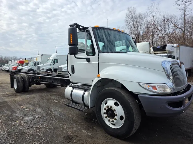 2019 NAVISTAR INTERNATIONAL 4300