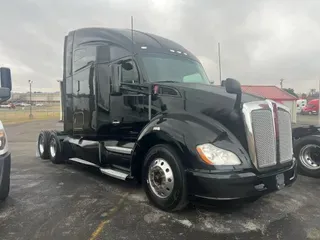 2021 KENWORTH T680