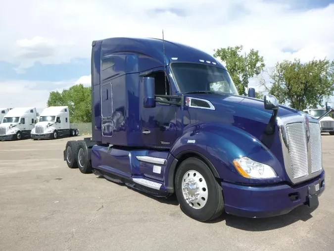 2022 Kenworth T680