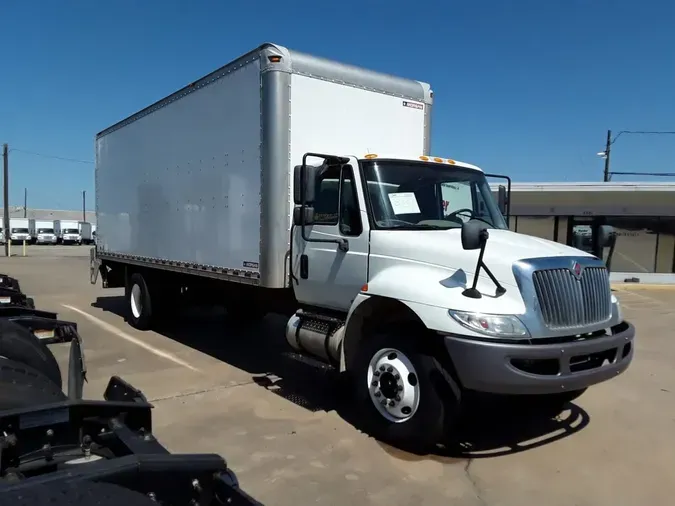 2019 NAVISTAR INTERNATIONAL 4300